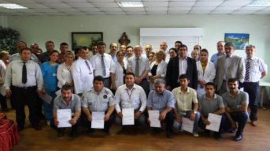 Ceyhan Devlet Hastanesi &Ccedil;alışanlarına Teşekk&uuml;r Belgesi Verildi