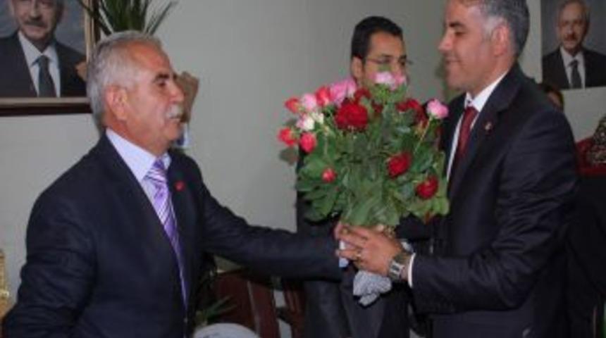 Chp Adıyman İl Başkanlığı'nda G&ouml;rev Değişimi