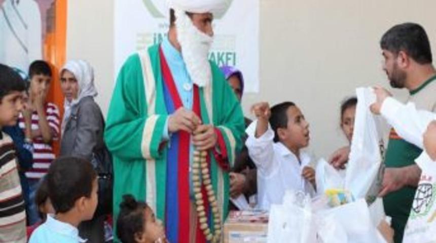 İhh, Yetimleri Eğlendirdi