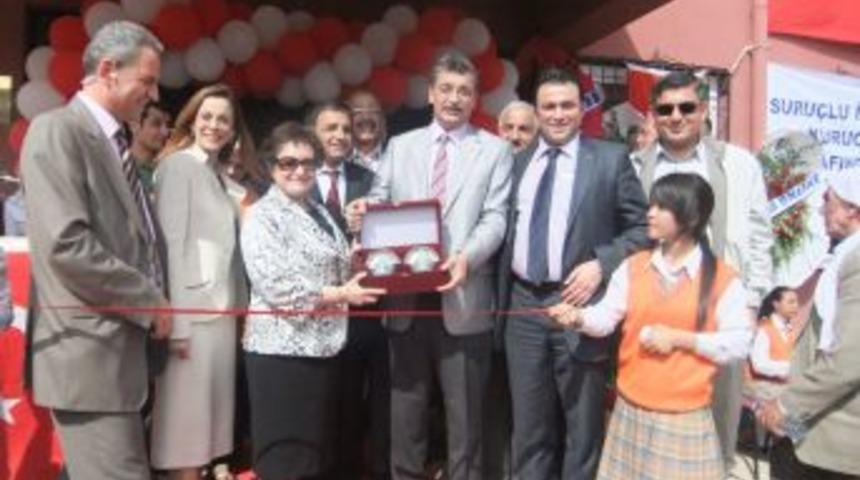 Hayırsever Işadamının Yaptığı Okullar T&ouml;renle Hizmete A&ccedil;ıldı