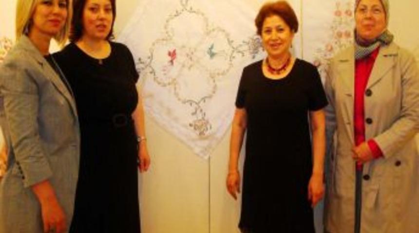 Altındağlı Kadınlar &Ccedil;alışıyor, Başarıyor