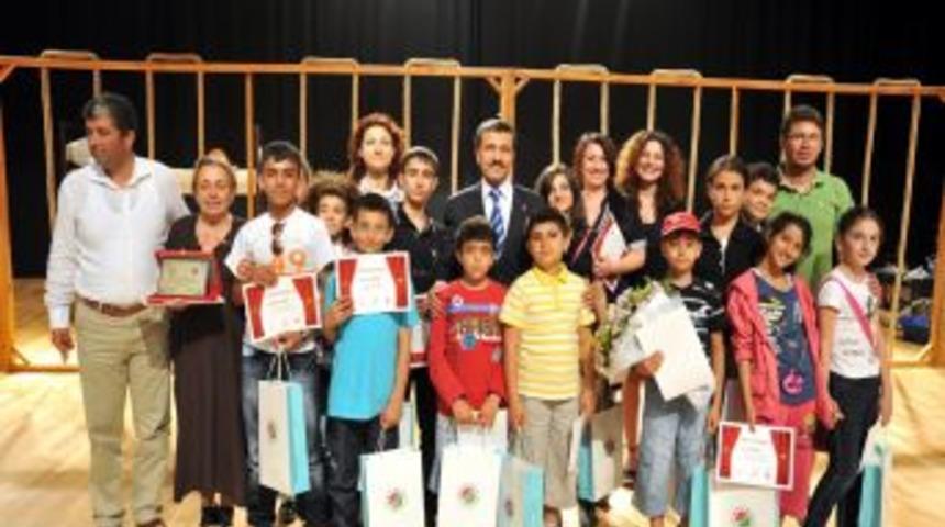 1. Ulusal İşitme Engelli Okulları Tiyatro Festivali Sona Erdi