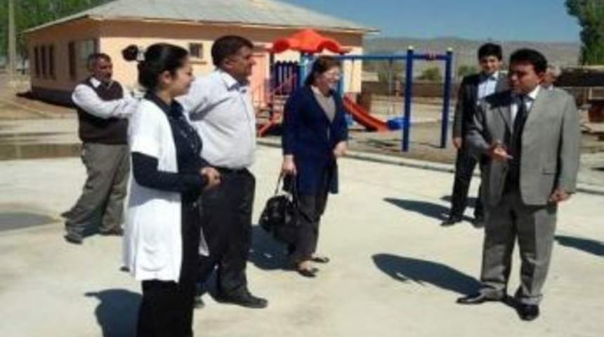 Kaymakam Kaya K&ouml;y Ziyaretlerini S&uuml;rd&uuml;r&uuml;yor