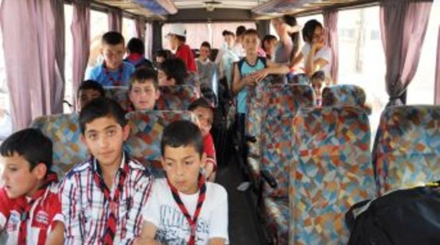 İzciler Dipsiz G&ouml;l'e Uğurlandı