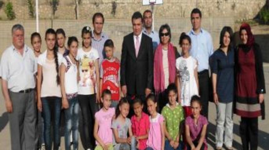 Derik'li &Ouml;ğrenciler Avrupa Dil &Ouml;d&uuml;l&uuml; İ&ccedil;in Projelerini Sergilediler