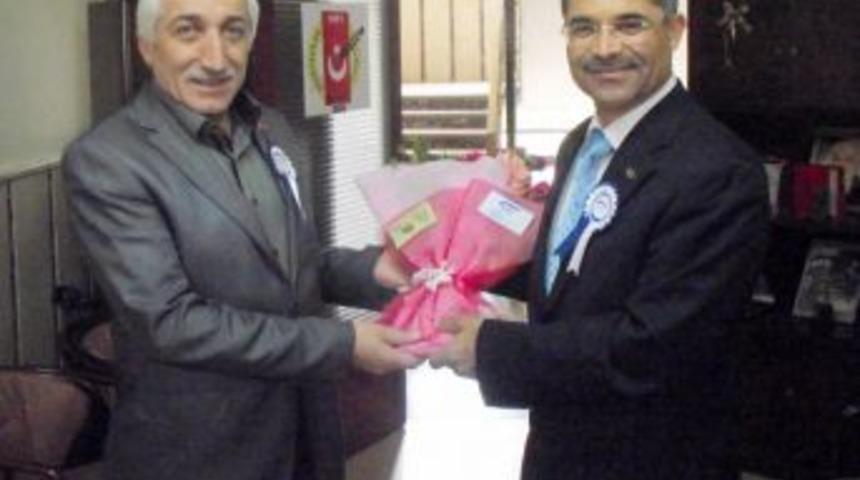 Sgk İl M&uuml;d&uuml;r&uuml; Bilal Başer, Bayburt Gazeteciler Cemiyeti'ni Ziyaret Etti