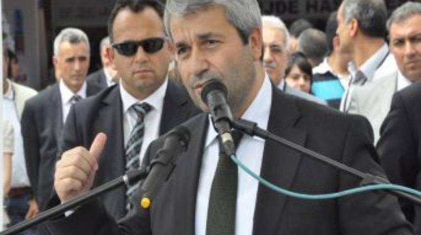 Bakan Erg&uuml;n, İnsan Kaynakları Ve İstihdam Fuarının A&ccedil;ılışını Ger&ccedil;ekleştirdi