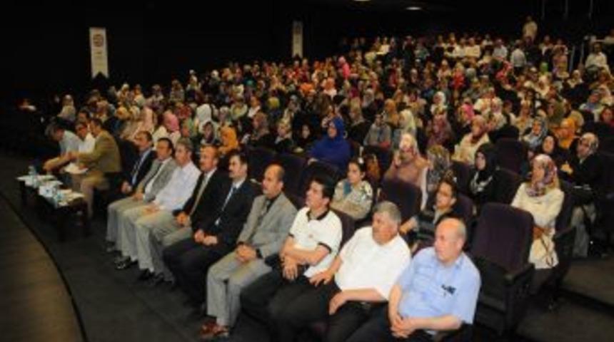 İmam-Hatip &Ouml;ğrencileri Yarıştı