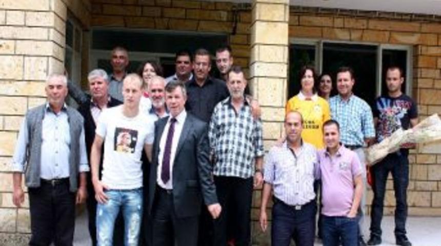 Şampiyon Galatasaraylı Oyuncu Baba Ocağında