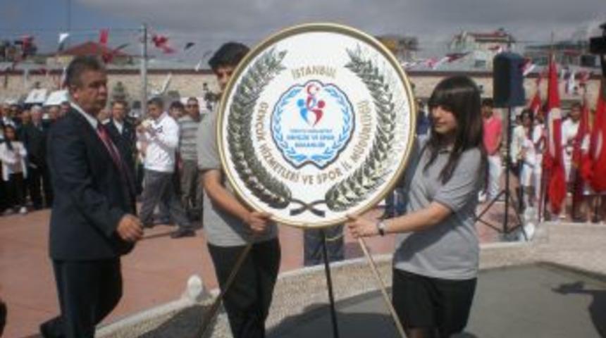 Taksim&rsquo;de 19 Mayıs Kutlaması