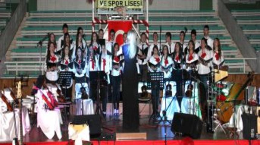 Öğrencilerden Müzik Ziyafeti