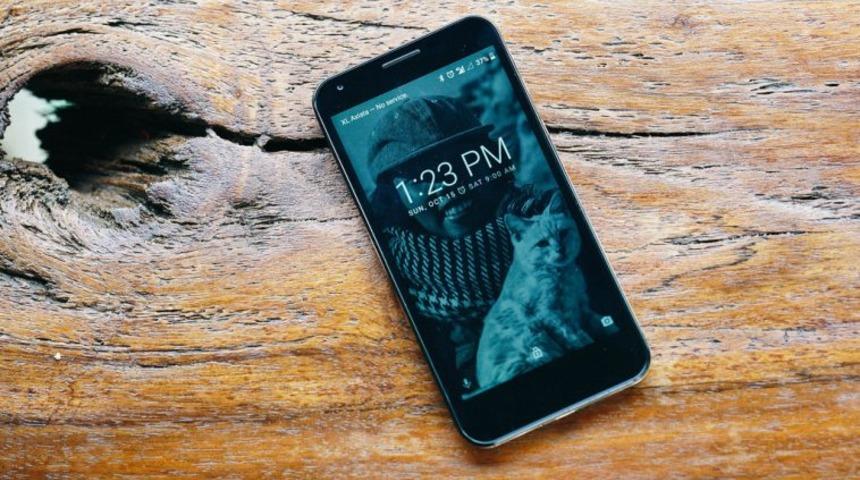 BİM kendini aştı: Şimdi de 499 TL’ye akıllı telefon satacak!