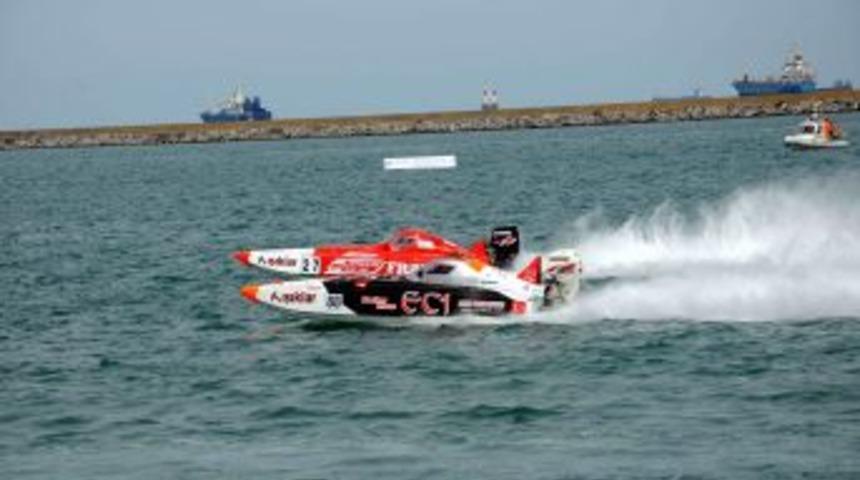 Samsun'da Işıklar D&uuml;nya Offshore 225 Şampiyonası Heyecanı