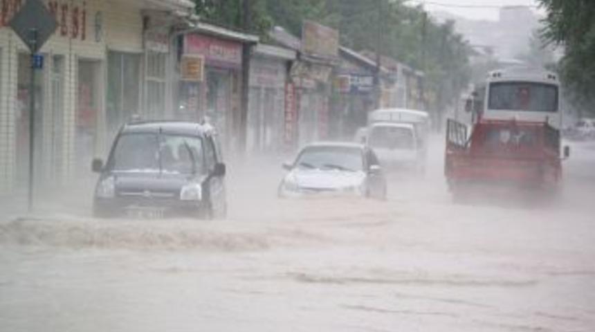 Sakarya Sağanak Yağışa Teslim, Acil Servis Sular Altında