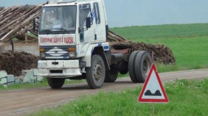 Güroymak'ta Sürücü Adayları Direksiyon Sınavında Ter Döktü
