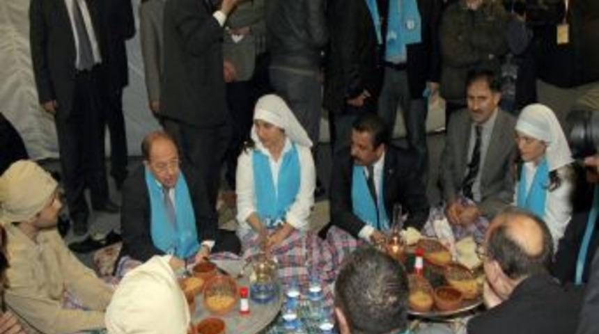 Şehit Tıbbiyeliler Dualar Eşliğinde Anıldı