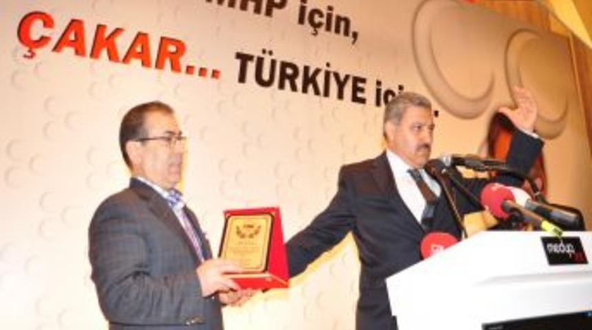 Ahmet &Ccedil;akar, MHP Genel Başkanlığı'na Adaylığını A&ccedil;ıkladı