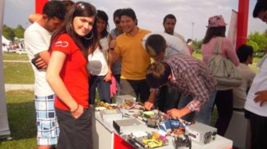 Kazanmak I&ccedil;in Birleştirdiler