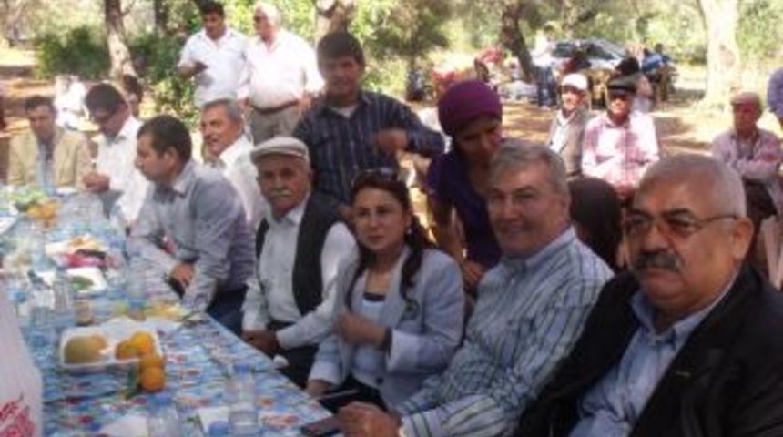 Deniz Baykal, Partililerle Piknik Yaptı