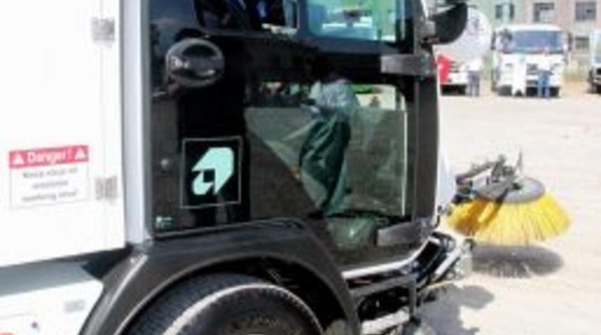 27 Yeni Araçla Konak Daha Temiz Olacak