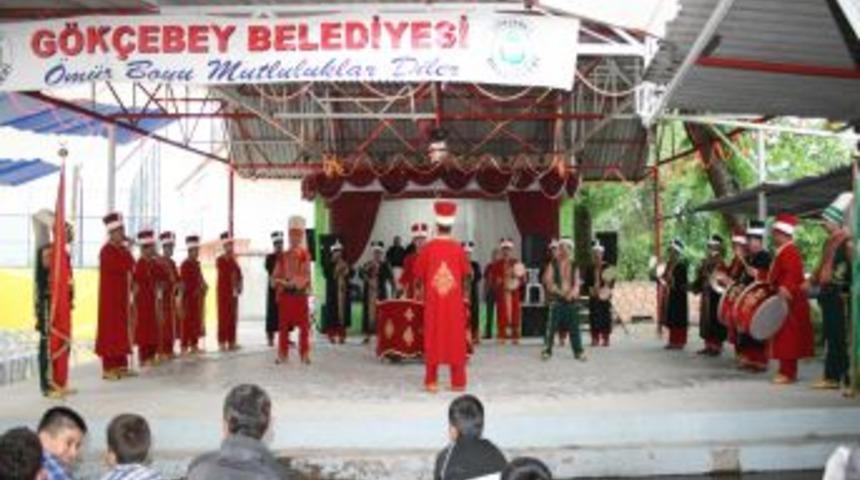 Mehteran G&ouml;sterisine Yağmur Engeli