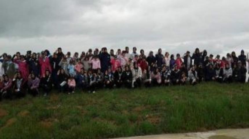 Beyşehir'de Kız İzci Kampı Sona Erdi