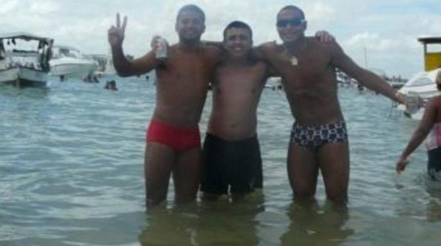 Paulo Henrique Tatilin Keyfini &Ccedil;ıkartıyor