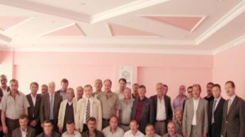 İş Adamları İspanya&rsquo;dan G&ouml;rd&uuml;kleri Tarım Bilgilerini Muhtarlara Anlattı