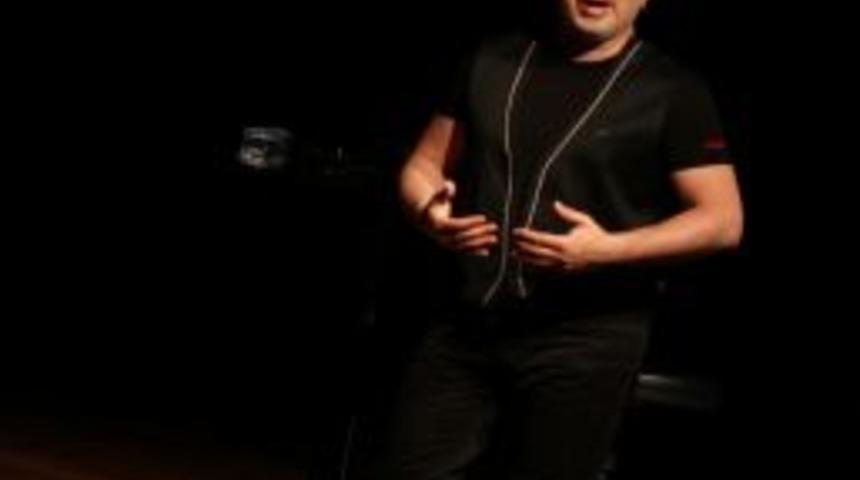 &quot;yavuz'un Minibüsü&quot; Halkalı Sahnesinde