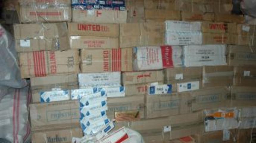 Van'da Ka&ccedil;ak Sigara Operasyonu