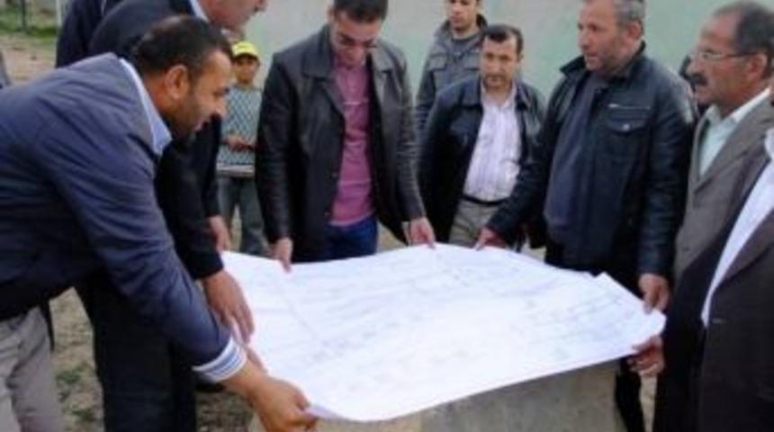 &Ccedil;aldıran'da 85 Noktada Kamu Yatırımı S&uuml;r&uuml;yor