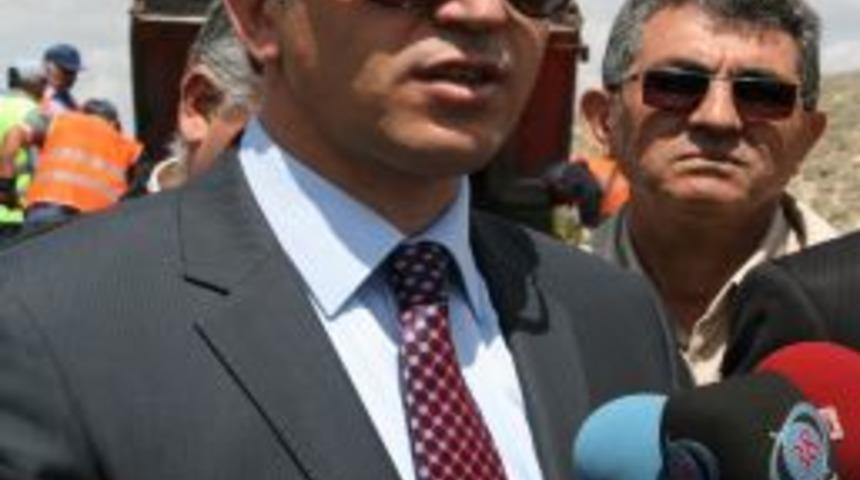 &Ouml;zel İdare &Ccedil;ocukları Ve Yaşlıları Unutmuyor