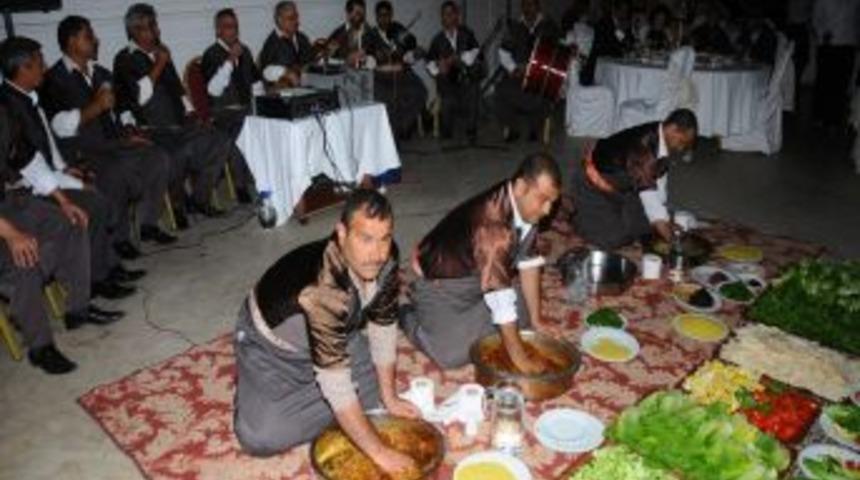 &Ccedil;iğ K&ouml;fteli D&uuml;ğ&uuml;n