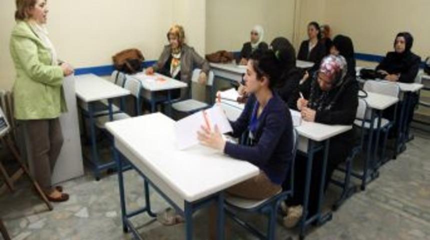 İkiz Bebekler I&ccedil;in Anne Eğitimi