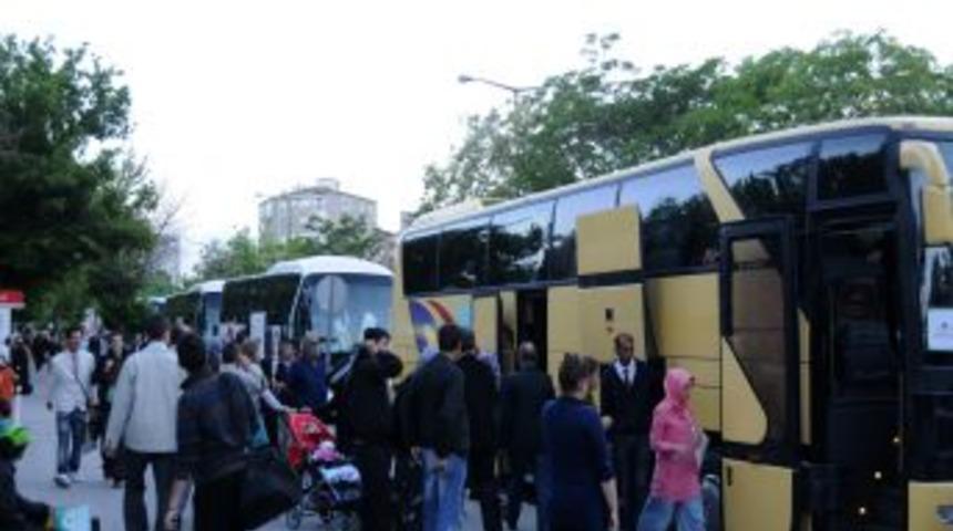 Mamak&rsquo;tan &Ccedil;anakkale&rsquo;ye &Uuml;&ccedil;&uuml;nc&uuml; Kafile De Yola &Ccedil;ıktı