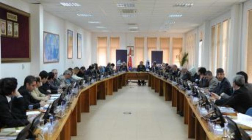 Yeni Eğitim Sistemi SA&Uuml;'deki &Ccedil;alıştayda Ele Alındı