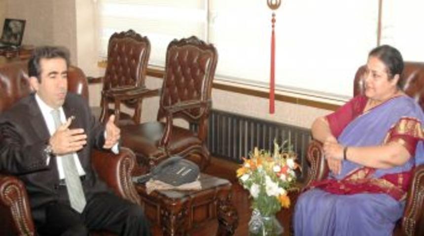 Hindistan'ın Ankara B&uuml;y&uuml;kel&ccedil;isi Vali G&uuml;zeloğlu Ziyaret Etti