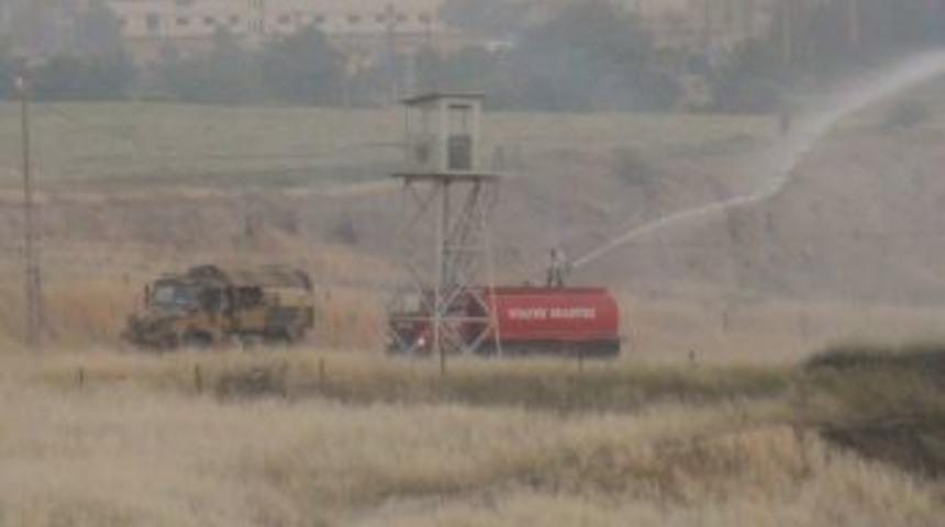 Nusaybin'de Mayınlı Sahada Yangın