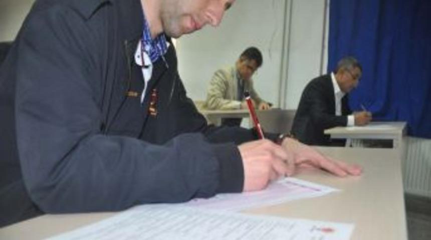 Ak Partililer Sınavda Ter D&ouml;kt&uuml;