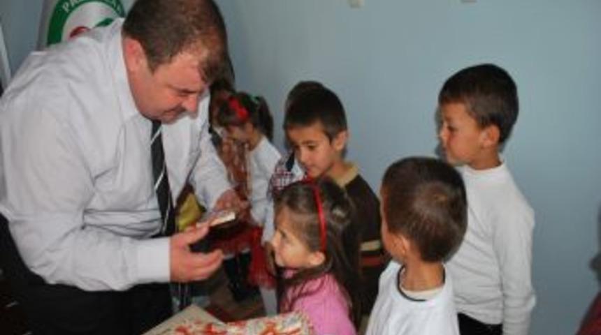 Anasınıfı &Ouml;ğrencilerinden Başkan Torun'a Ziyaret