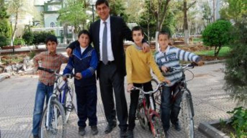 Şehitkamil'de Parklar Yeniden Hayat Buldu