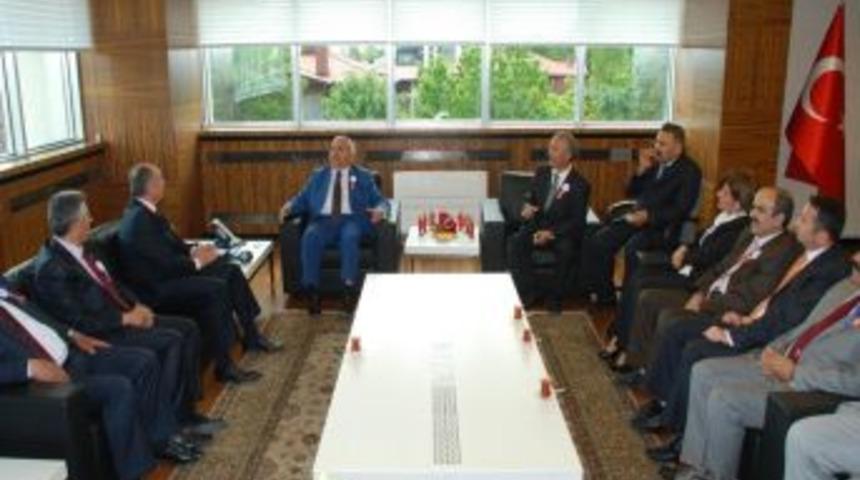 Tapu Kadastro B&ouml;lge M&uuml;d&uuml;r&uuml;'nden B&uuml;y&uuml;kşehir'e Ziyaret