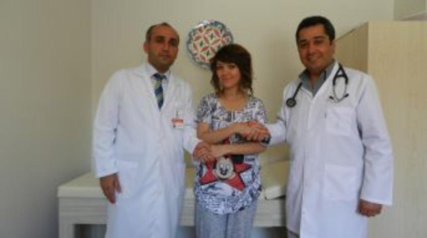 10 Yıllık Hastalığından 10 Dakikada Kurtuldu