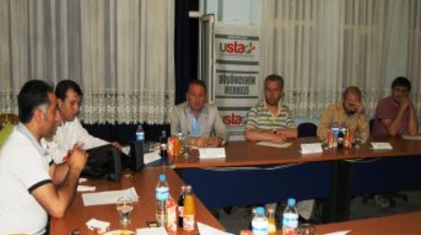 Ustad'dan K&uuml;rt&ccedil;e Alfabe &Uuml;zerine Beyin Fırtınası