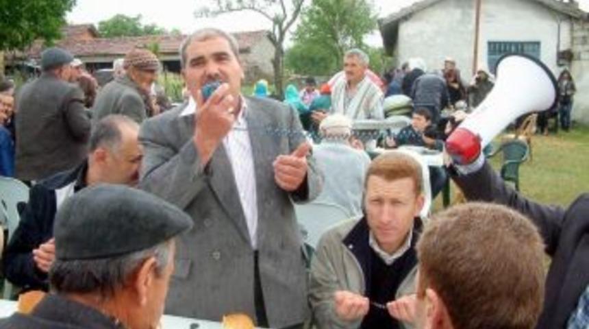 Akbaş K&ouml;y&uuml;'nde Geleneksel Hayır Coşkusu