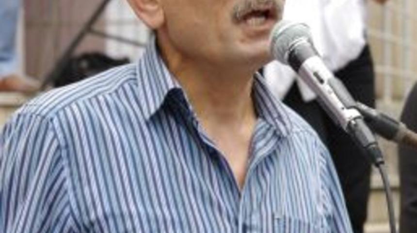 Rize'de &Ccedil;ay &Uuml;reticilerinin Protestoları S&uuml;r&uuml;yor