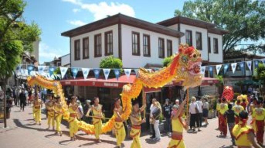 Altındağlı Gen&ccedil;ler Gen&ccedil;lik Ş&ouml;leni'nde Coştu