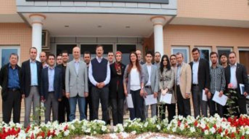 M&uuml;siad'da Satış Okulu Eğitiminde Sertifikalar Verildi