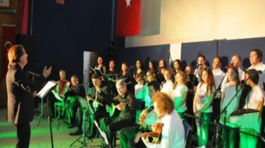 Konservatuar &Ouml;ğrencilerinden Yılsonu G&ouml;sterisi