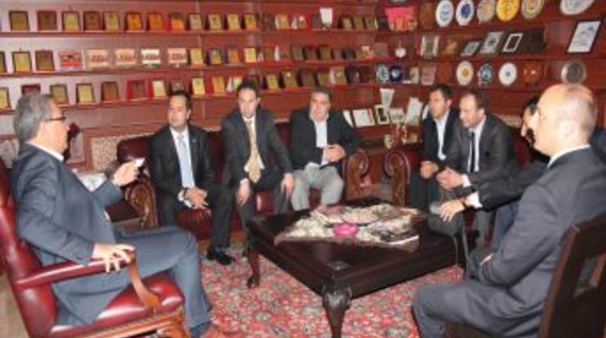 Gen&ccedil; Girişimciler Belediye Başkanı &Uuml;nver'i Ziyaret Etti